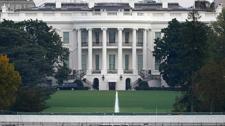 Δύο νέα κρούσματα κορωνοϊού στον Λευκό Οίκο