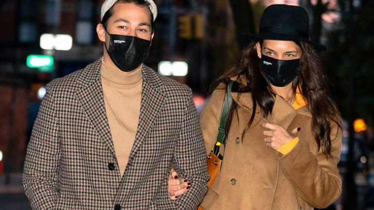 Αντιγράψτε το ultra cool σύνολο της Katie Holmes Αντιγράψτε το ultra cool σύνολο της Katie Holmes