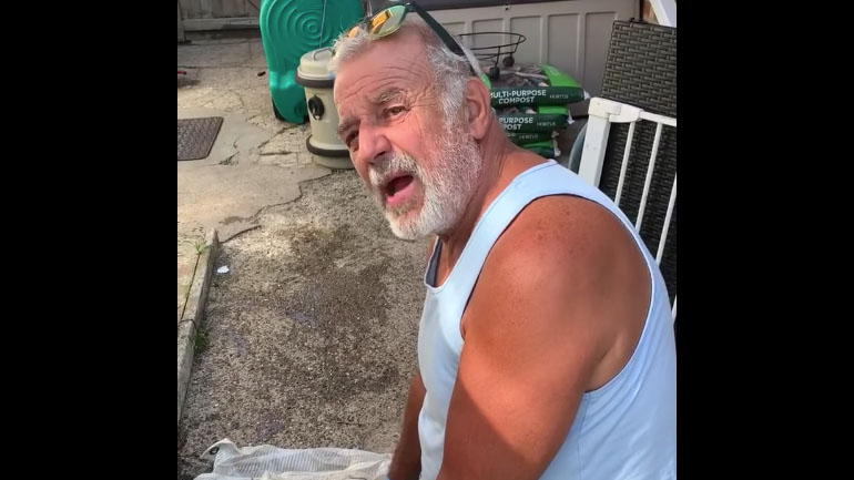 Πείτε “Mohamed” 10 φορές και μετά διαβάστε αυτή τη λέξη