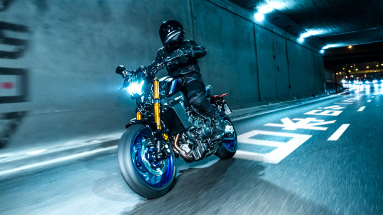 Δυνατή, έξυπνη και μοναδική η νέα Yamaha MT-09 SP Δυνατή, έξυπνη και μοναδική η νέα Yamaha MT-09 SP