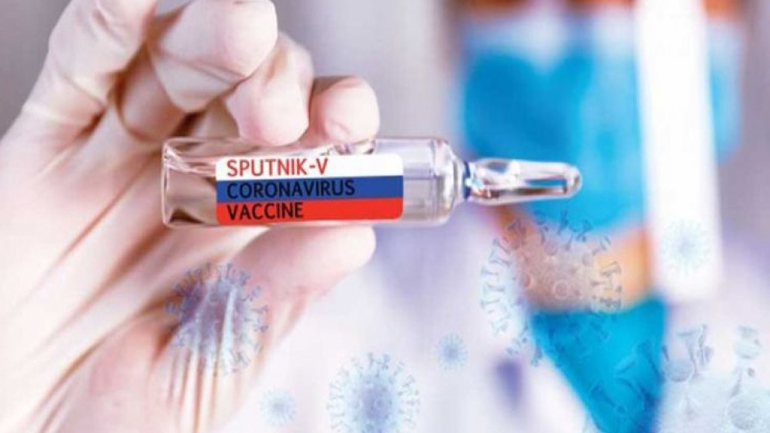 Μόσχα: «Το εμβόλιο Sputnik V κατά της COVID-19 είναι κατά 92% αποτελεσματικό»