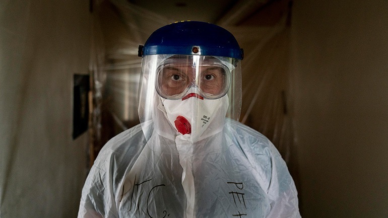 Για πρώτη φορά ο ημερήσιος αριθμός νέων κρουσμάτων στην Αυστρία ξεπέρασε τις 9.000