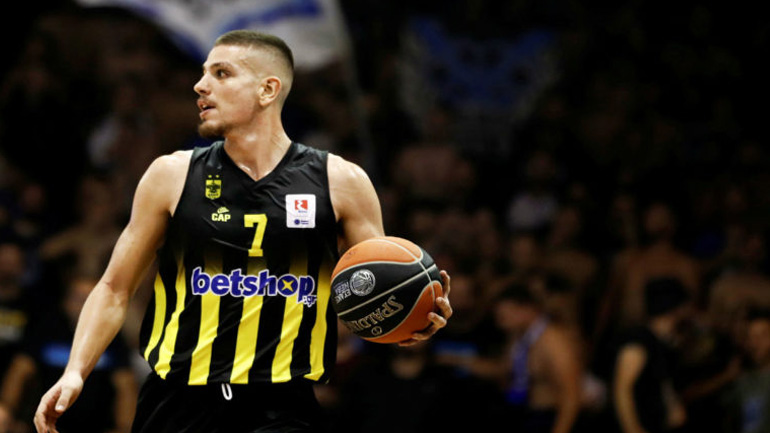 Εθνική μπάσκετ: Φλιώνης αντί Τολιόπουλου στην προεπιλογή