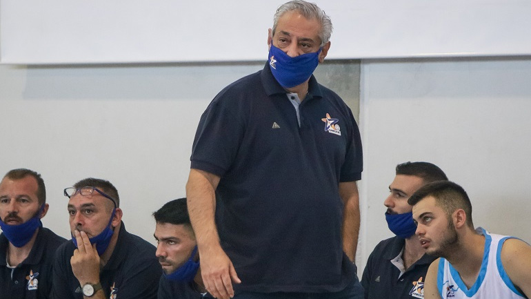 Αποχώρησε από τον πάγκο του Ιωνικού ο Κουφός