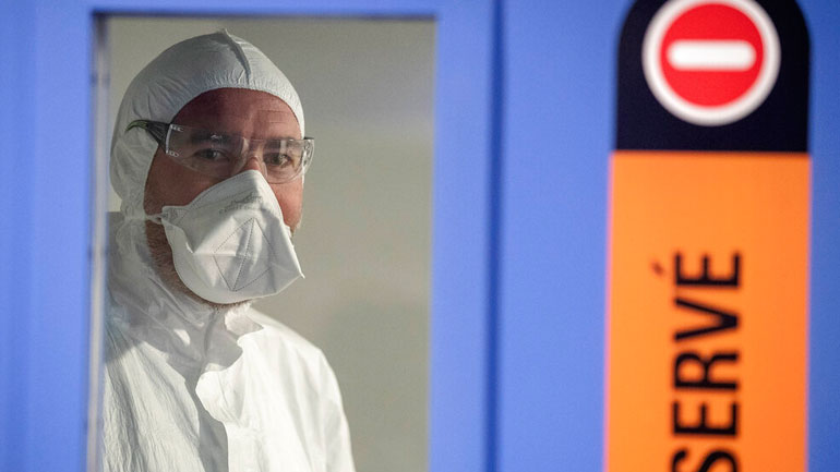 Πώς η Ευρώπη συγκρατεί το δεύτερο κύμα του κορωνοϊού – Τι μέτρα λαμβάνει η κάθε χώρα