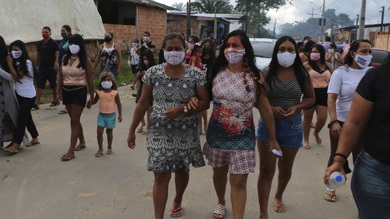 Covid-19: Ξεπέρασαν τους 164.000 οι νεκροί στη Βραζιλία