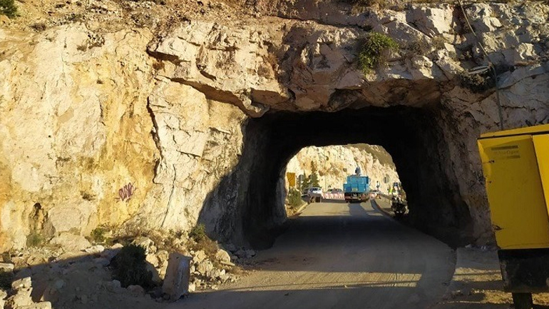 Παραδίδεται το Σάββατο στην κυκλοφορία η σήραγγα Καραμανλή με κατεύθυνση προς Σούνιο