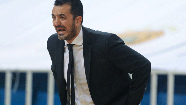 Βόβορας: «Πρέπει να σκύψουμε τα κεφάλια και να δουλέψουμε»