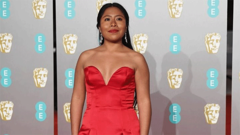 Η Γιαλίτζα Απαρίσιο συμπαρουσιάστρια των Latin Grammy Awards 2020