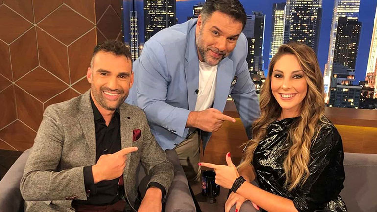 O Λάμπρος Χούτος και η Ματίνα Ζάρα ανακοίνωσαν τον γάμο τους on camera