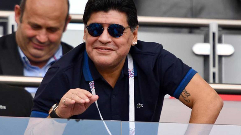 Ντιέγκο Μαραντόνα: Η πρώτη φωτογραφία μετά την επέμβαση στο κεφάλι