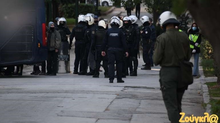 Ελεύθεροι οι 91 συλληφθέντες σε Πολυτεχνείο και Πολυτεχνειούπολη