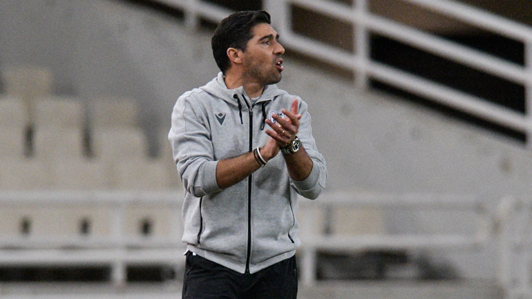 Ύμνοι για τον Αμπέλ Φερέιρα από τα ΜΜΕ της Βραζιλίας