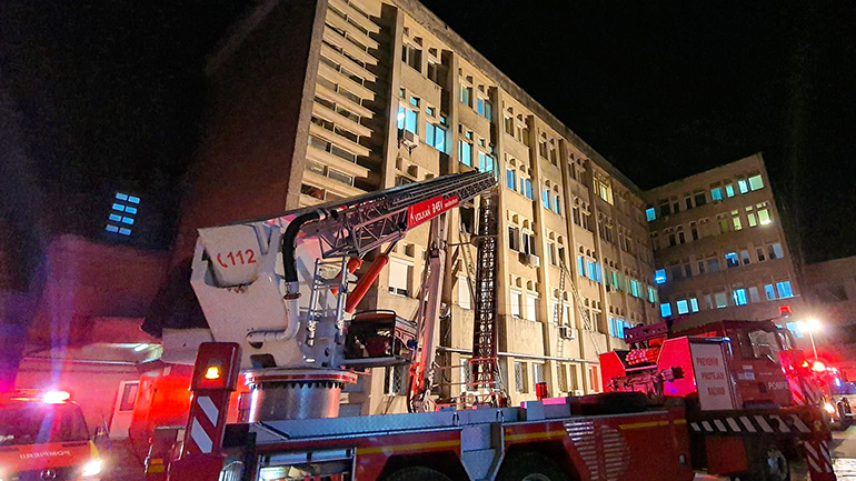 Ρουμανία: Νεκροί από πυρκαγιά 10 διασωληνωμένοι ασθενείς με Covid-19 στο νοσοκομείο όπου νοσηλεύονταν