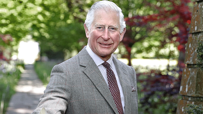 Ο πρίγκιπας Κάρολος παρουσιάζει βιώσιμη συλλογή μόδας