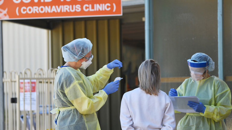 Υποχρεωτική η χρήση μάσκας στα μέσα μεταφοράς στο Όκλαντ