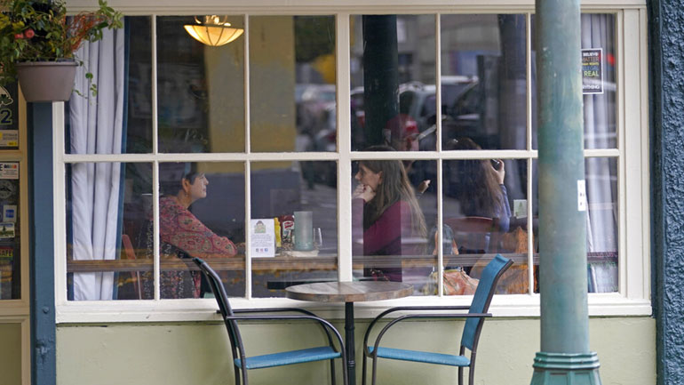 Το Μίσιγκαν και η Ουάσινγκτον αυστηροποιούν τα μέτρα καθώς η επιδημία εξαπλώνεται ταχύτατα