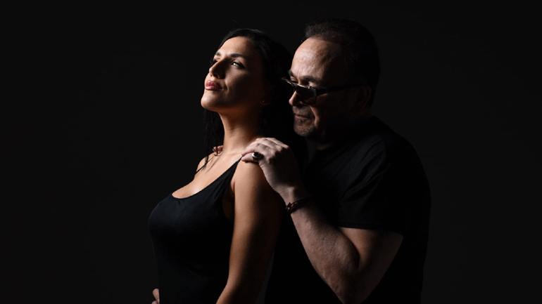 Σταμάτης Γονίδης-Ιουλία Καλλιμάνη: Το νέο τους τραγούδι ξεπέρασε τα 2 εκατομμύρια views σε 20 ημέρες