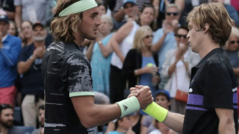 Tένις: Απόψε η μονομαχία του Τσιτσιπά με τον Ρούμπλεφ στο ATP Finals