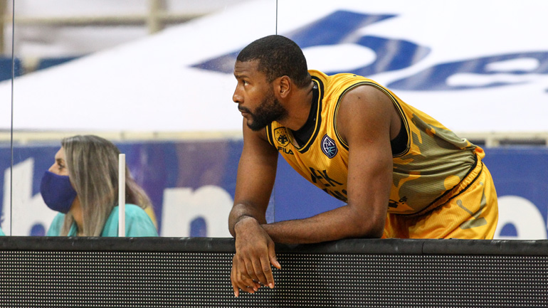 ΑΕΚ: Ένα μήνα εκτός δράσης ο Σλότερ