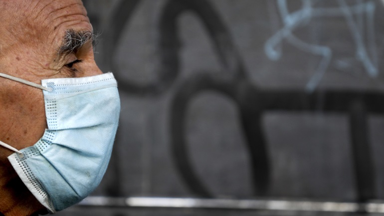 Χωρίς συμπεράσματα κατέληξε επιστημονική μελέτη για τη χρήση της μάσκας