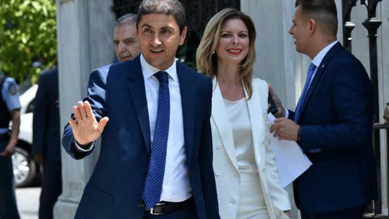 Μητσοτάκη, πες του πως κόλλησε κορωνοϊό! Μητσοτάκη, πες του πως κόλλησε κορωνοϊό!