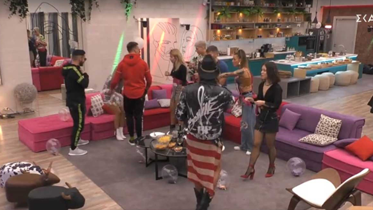 Άφωνη η Άννα Μαρία: Τα αγόρια του Big Brother έβγαλαν τα ρούχα τους για χάρη της!