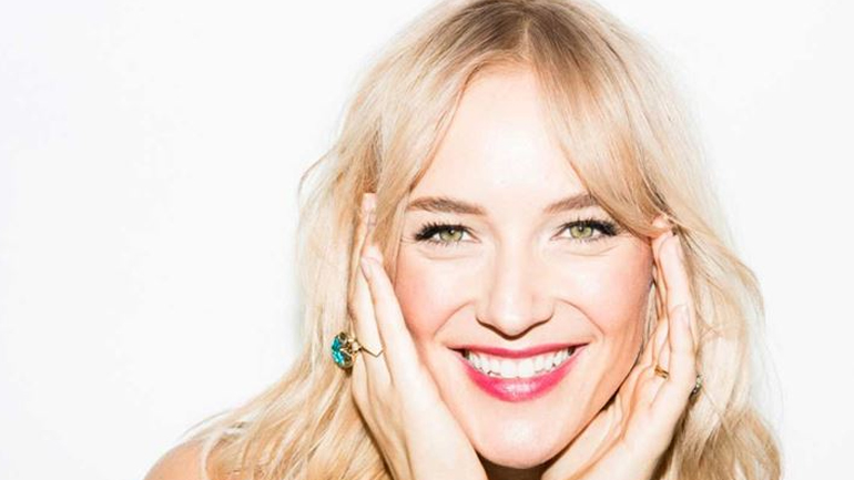 Εύκολα και stylish χτενίσματα ιδανικά για όταν εργάζεστε από το σπίτι!