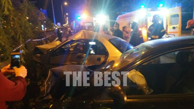 Σοβαρό τροχαίο με πέντε τραυματίες στην Πάτρα