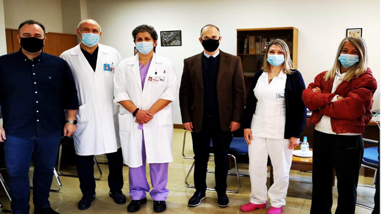 Νοσηλεύτριες σπεύδουν εθελοντικά από τα Ιωάννινα στη Θεσσαλονίκη