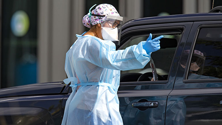 Στο Ιράν καταγράφηκαν 476 νέοι θάνατοι λόγω κορωνοϊού το τελευταίο 24ωρο