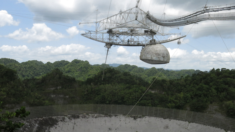 ΗΠΑ: Κατεδαφίζεται το ραδιοτηλεσκόπιο του Αρεσίμπο