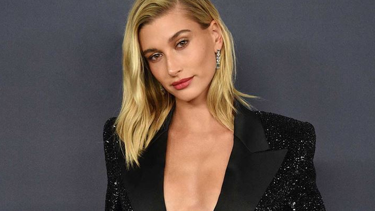 Η facialist της Hailey Bieber αποκαλύπτει τα μυστικά για λαμπερή επιδερμίδα!