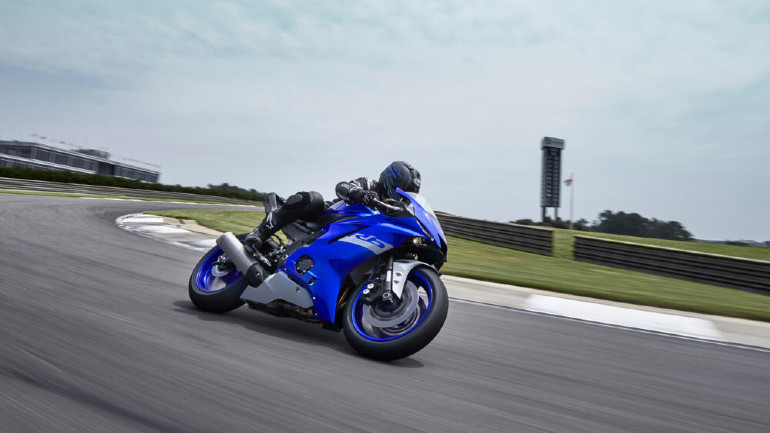 Μόνο αγωνιστική έκδοση για το R6 ετοίμασε η Yamaha για το 2021