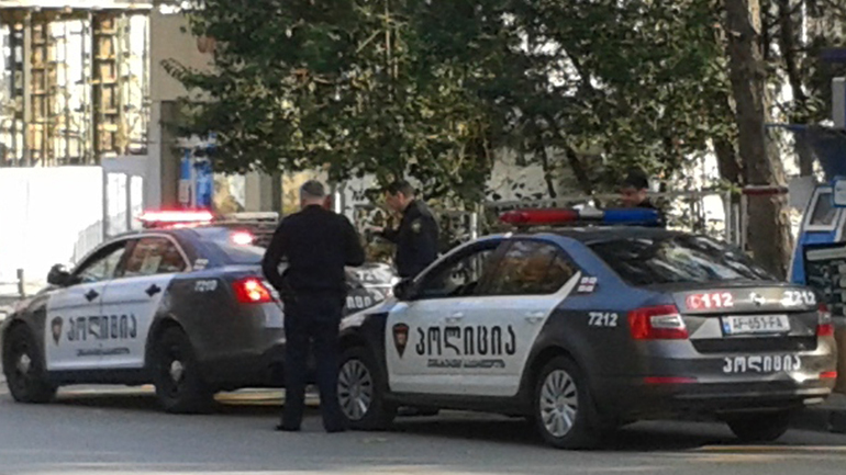 Κατάσταση ομηρίας σε γραφείο στην Τιφλίδα – Συνελήφθη ο δράστης – Απελευθερώθηκαν οι αιχμάλωτοι