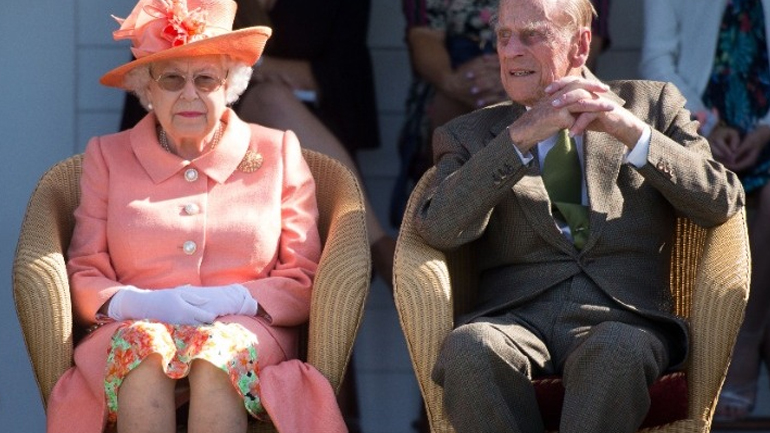 73 χρόνια γάμου για τη βασίλισσα Ελισάβετ και τον πρίγκιπα Φίλιππο