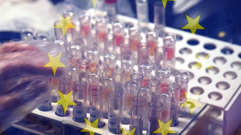 Η Ε.Ε. υπέγραψε συμφωνία για το εμβόλιο της Pfizer