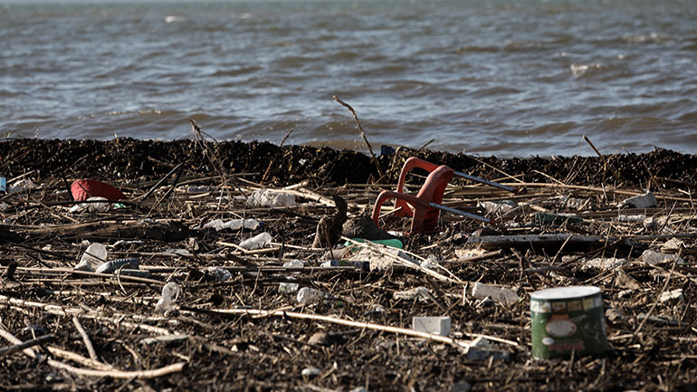 Η ομάδα All for Blue συνέλεξε 32 τόνους απορριμμάτων από τη θάλασσα των Κυκλάδων