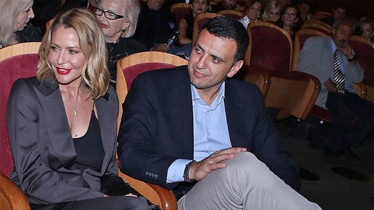 Το δώρο του Βασίλη Κικίλια στην Τζένη Μπαλατσινού στον 8ο μήνα της εγκυμοσύνης της