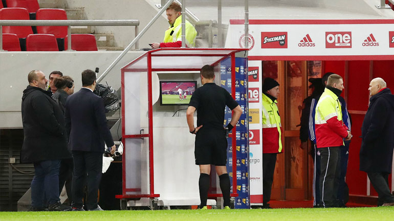 EΠΟ: Άλλαξε ο διαιτητής του VAR στο ντέρμπι Ολυμπιακός-Παναθηναϊκός