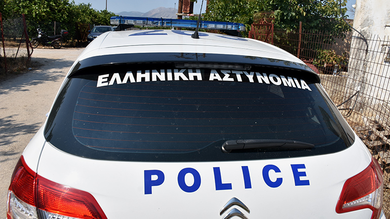 Διδυμότειχο: Προσποιήθηκε τον γιατρό και απέσπασε από άνδρα λίρες και κοσμήματα