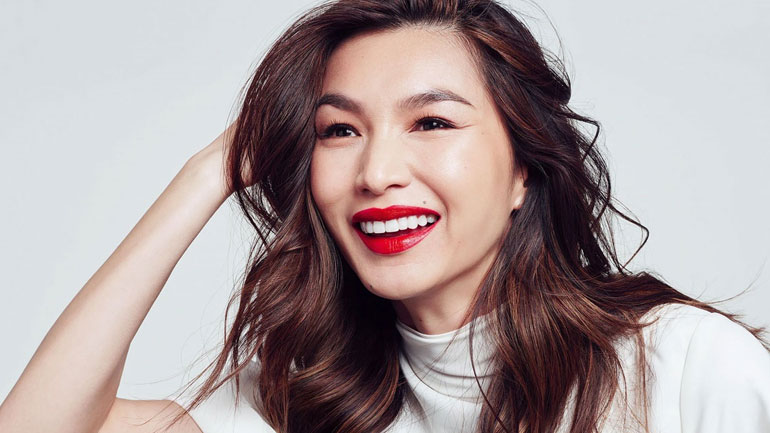 Η Gemma Chan είναι η νέα brand Ambassador της L’Oréal Paris