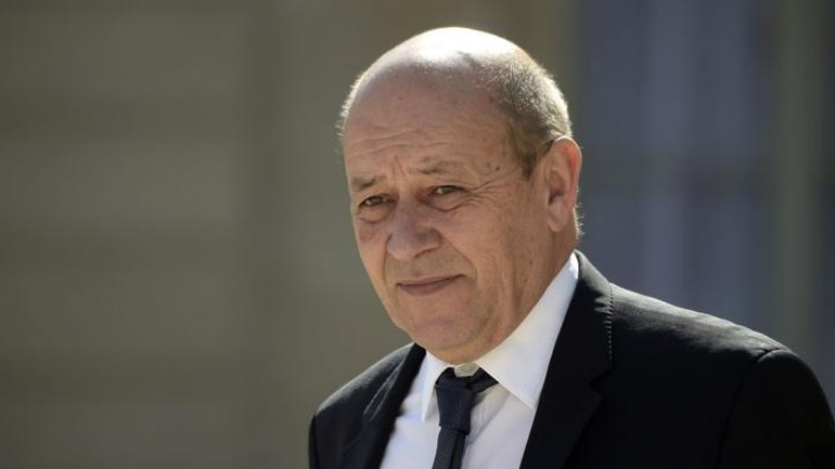 Ο ΥΠΕΞ της Γαλλίας συμμερίζεται την άποψη του Τζο Μπάιντεν περί ανευθυνότητας του Ντόναλντ Τραμπ