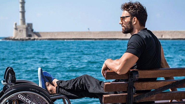 Θύμα διάρρηξης ο Αντώνης Τσαπατάκης – Τι συνέβη;