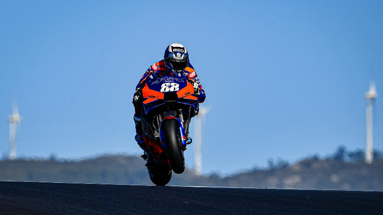 MotoGP Portimao: Τεράστια νίκη για τον Oliveira