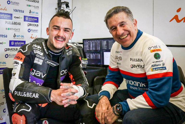 Ο Canet με το αφεντικό της ομάδας του Jorge 'Aspar' Martinez