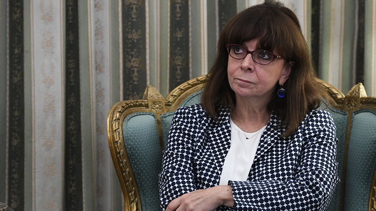 Με διοικητές νοσοκομείων της Θεσσαλονίκης επικοινώνησε η Κ. Σακελλαροπούλου