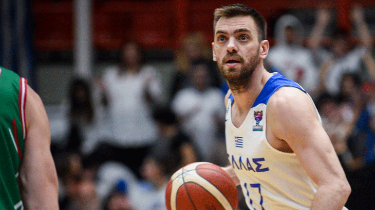 Μάντζαρης: «Να συνεχίσουμε με νίκες στα προκριματικά»