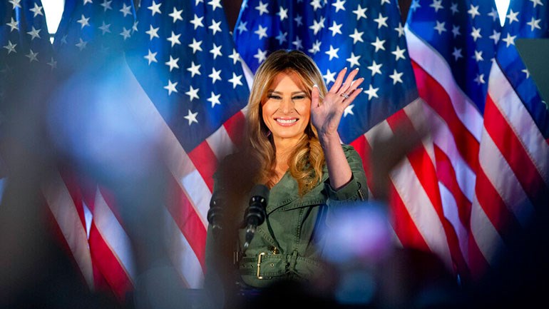 Η Μελάνια Τραμπ διοργανώνει… δεξίωση στον Λευκό Οίκο παρά την πανδημία