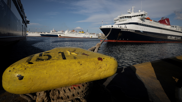 «Δεμένα» τα πλοία την Πέμπτη στα λιμάνια Ηγουμενίτσας – Κέρκυρας λόγω απεργίας